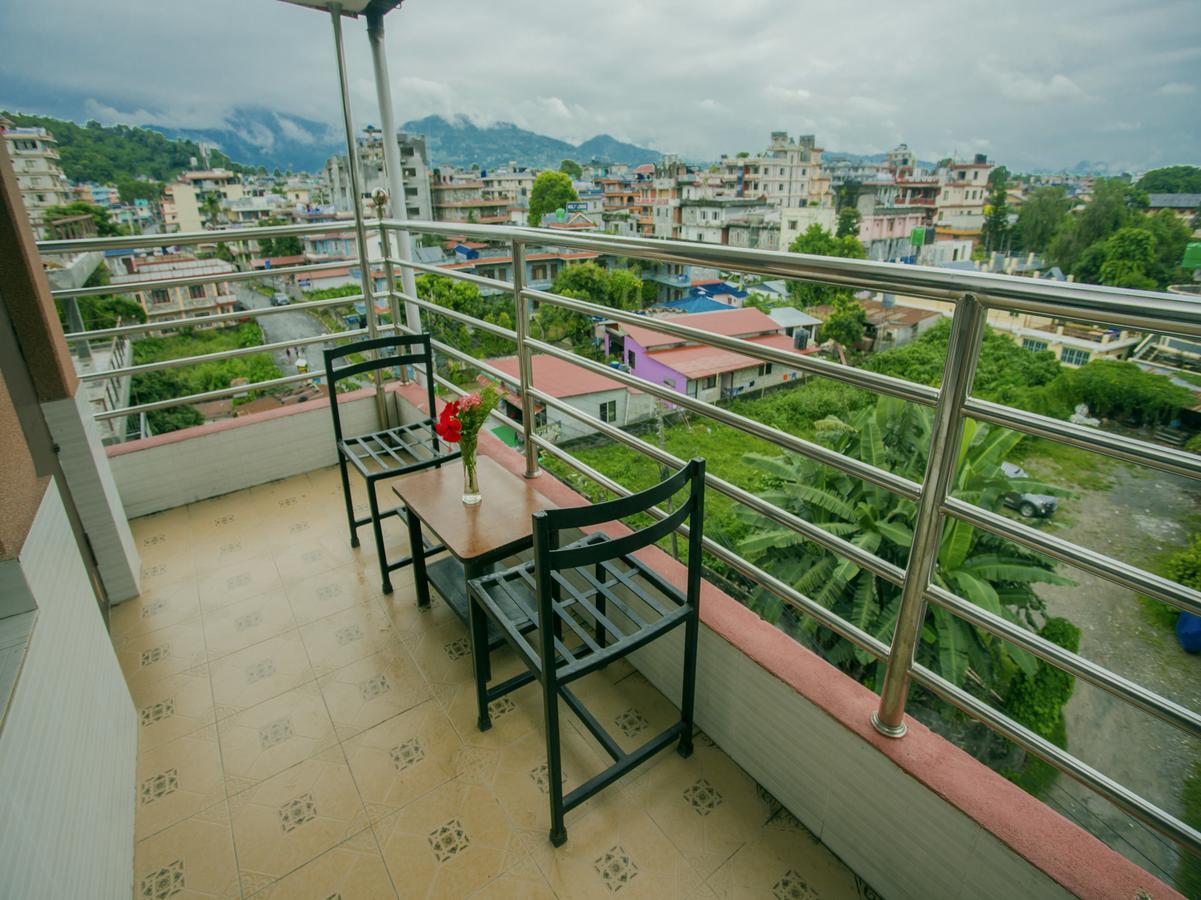 Hotel Trip Pokhara Extérieur photo