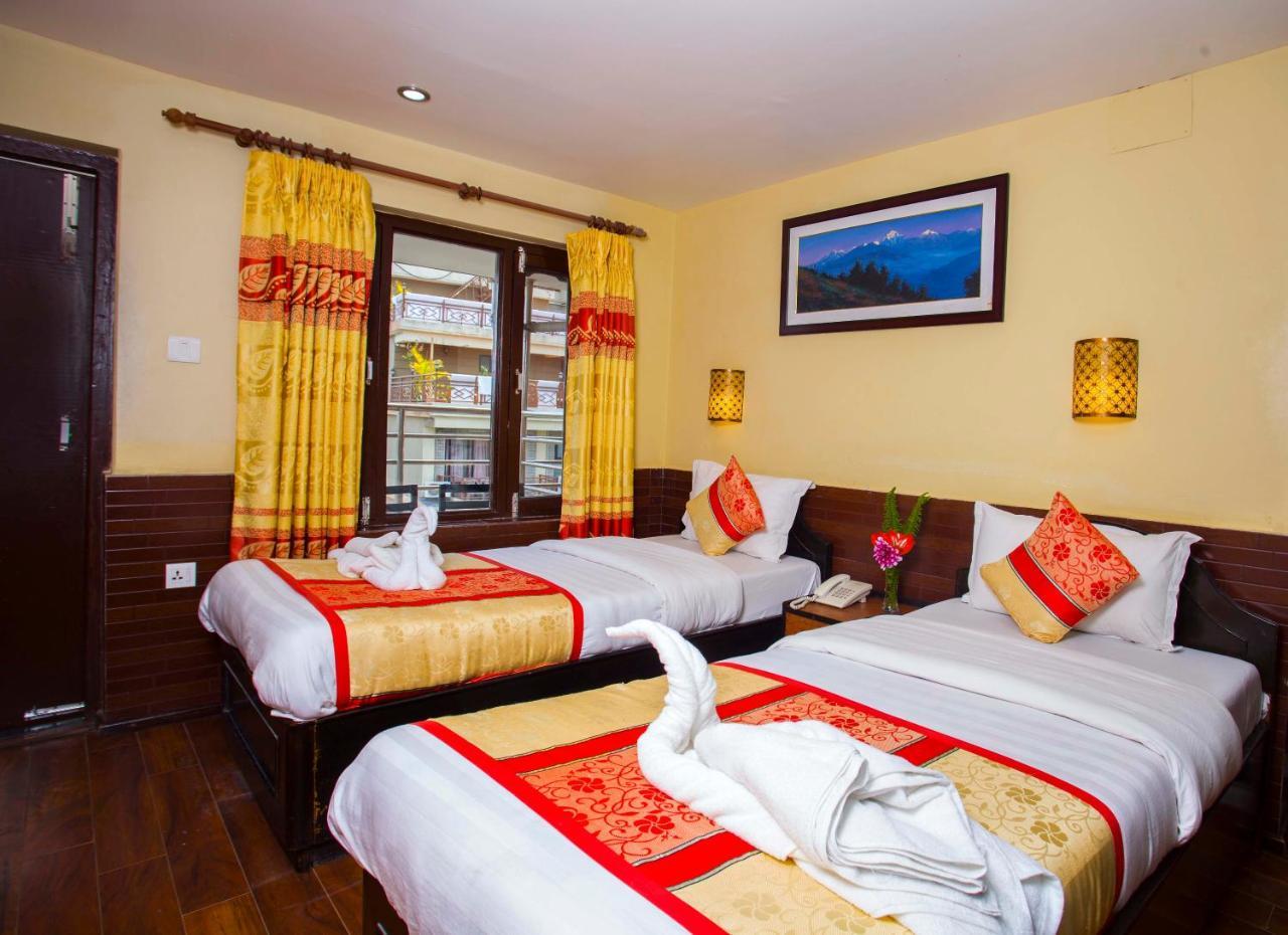 Hotel Trip Pokhara Extérieur photo