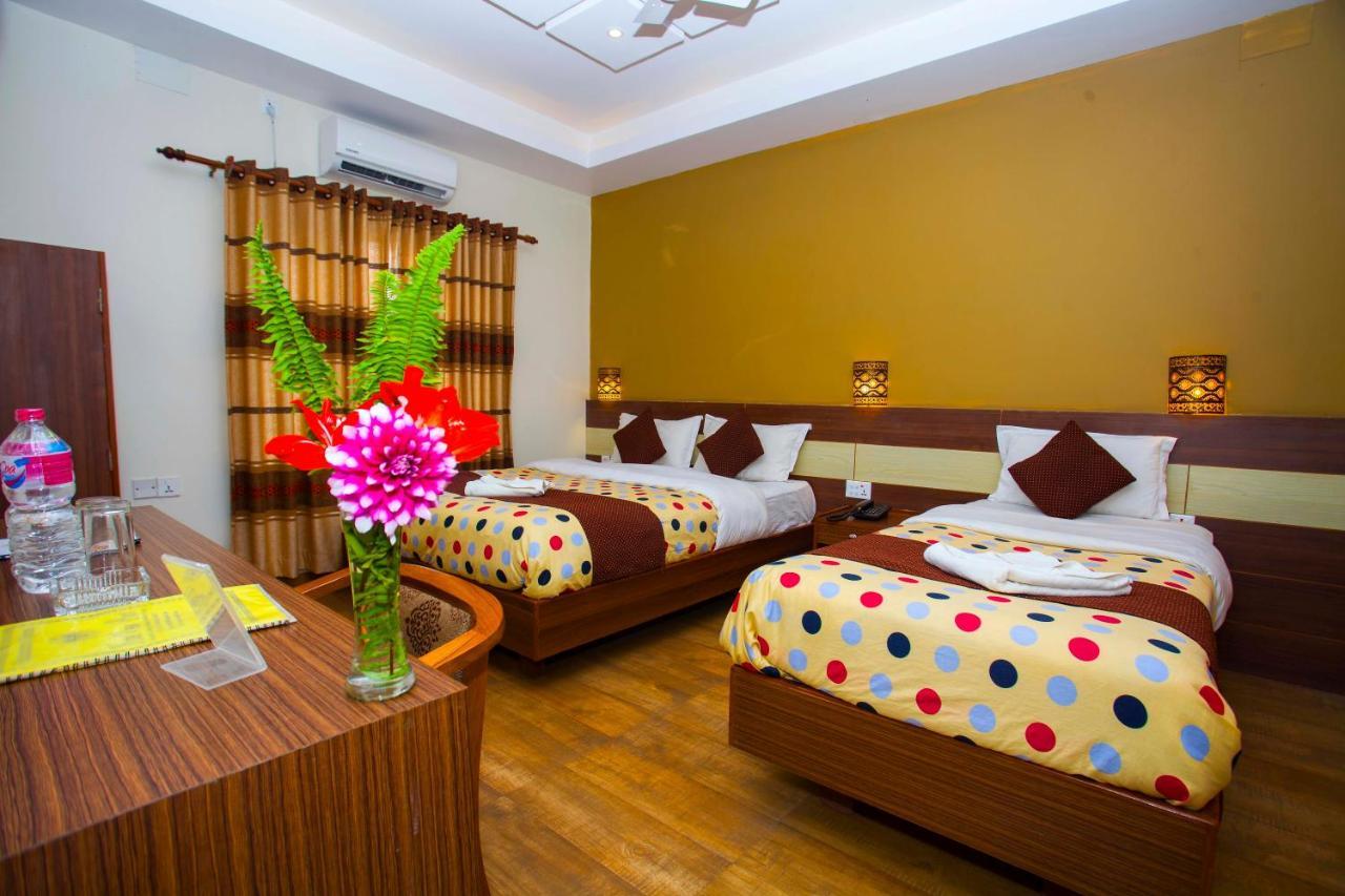 Hotel Trip Pokhara Extérieur photo