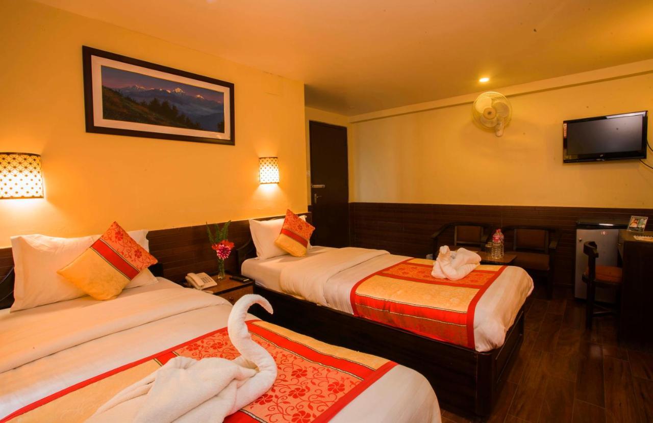 Hotel Trip Pokhara Extérieur photo