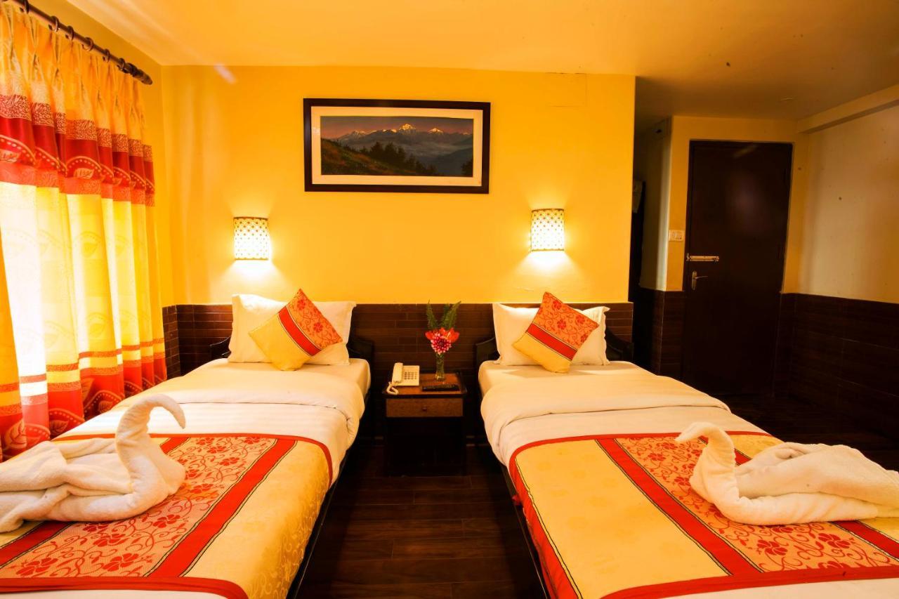 Hotel Trip Pokhara Extérieur photo